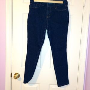 Women’s curvy slim leg jeans short old navy